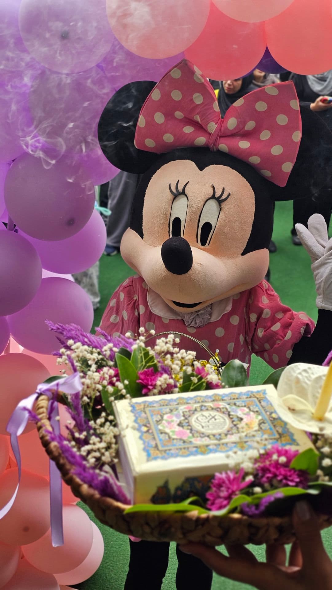 جشن شکوفه ها و غنچه ها