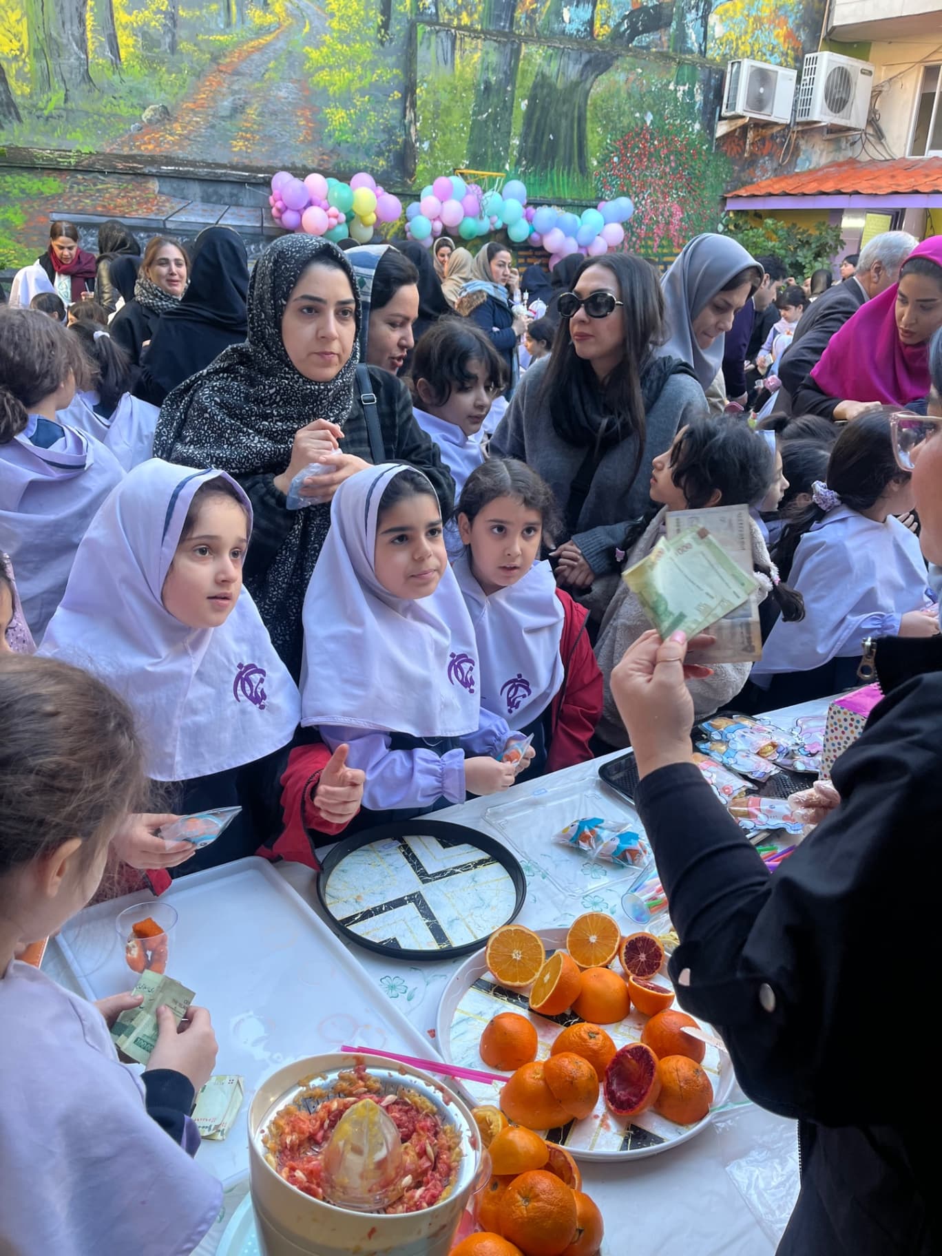 بازارچه خیریه 😇